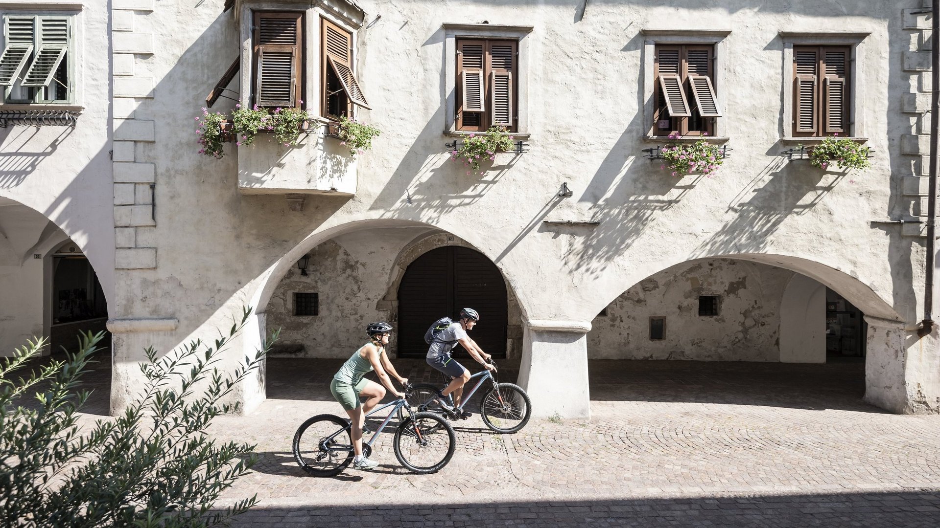 Ansitz Montani | Appartements in Südtirol mit Geschichte Ansitz Montani | Appartements in Südtirol mit Geschichte